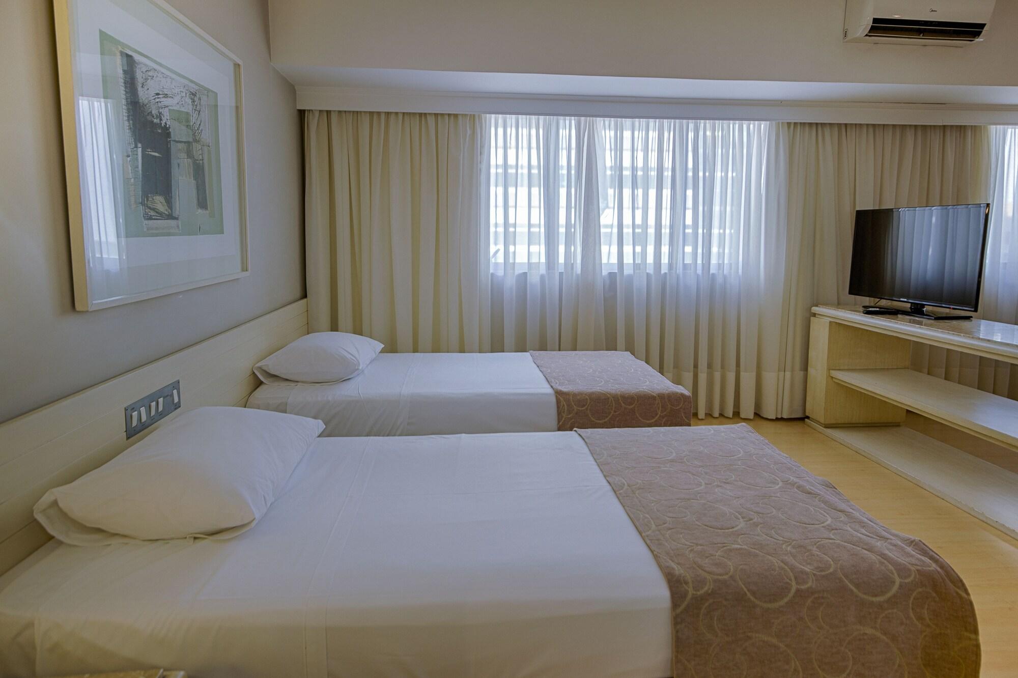 Hotel Victoria Villa Curitiba By Nacional Inn Luaran gambar